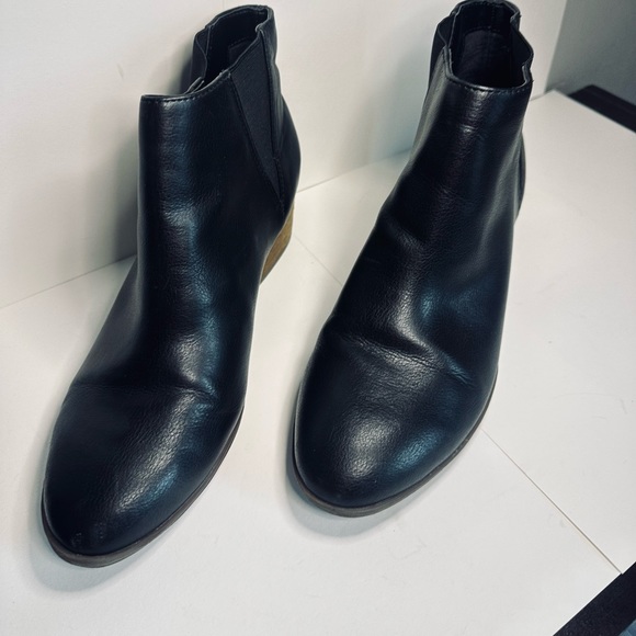 Dr. Scholl's Ankle Booties Tumbler Black Leather Heeled Boot SZ 7.5 - Picture 11 of 16